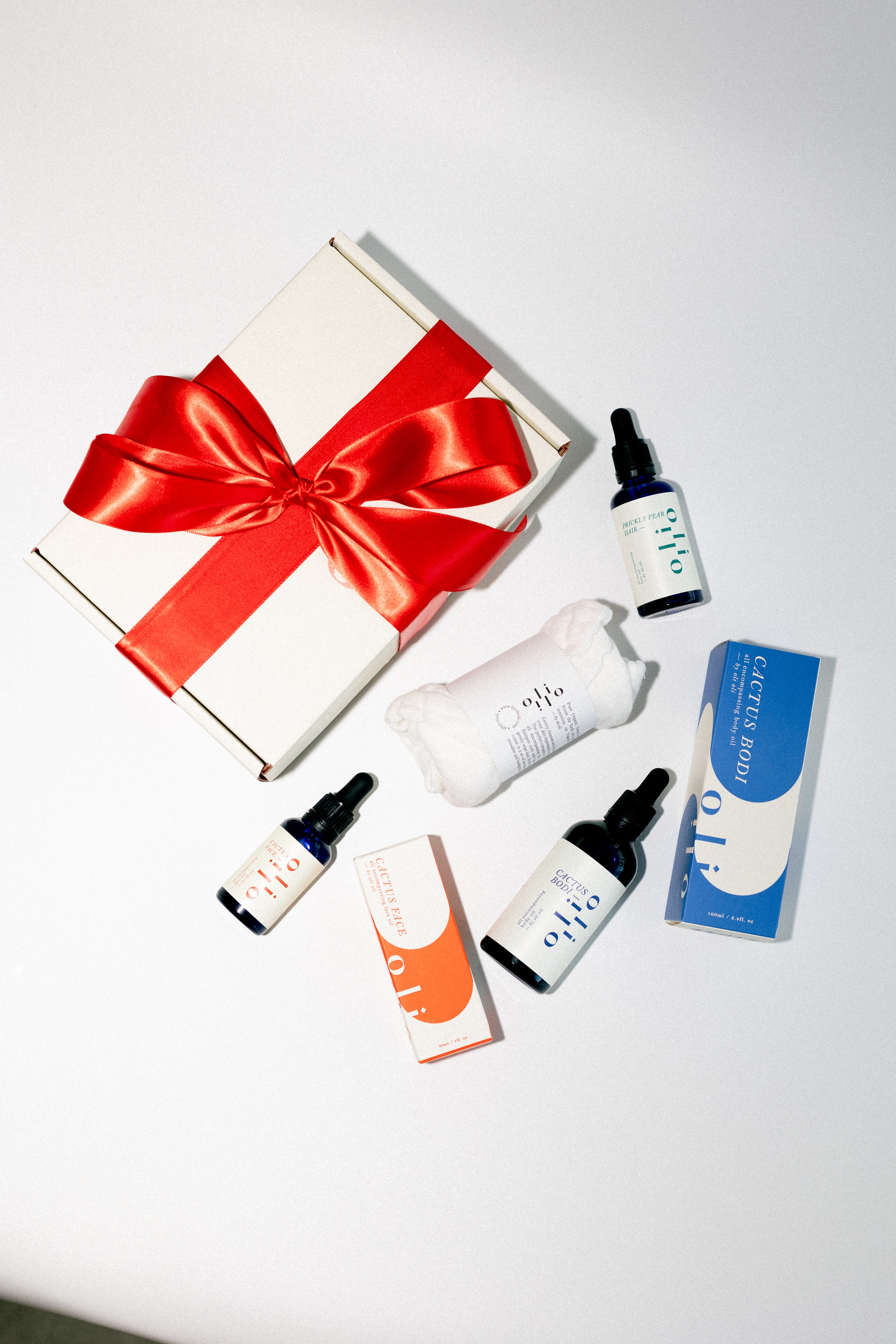 Trio Gift Set — Prickly Pear Seed Face, Body and Hair Oil + Free Face Towels